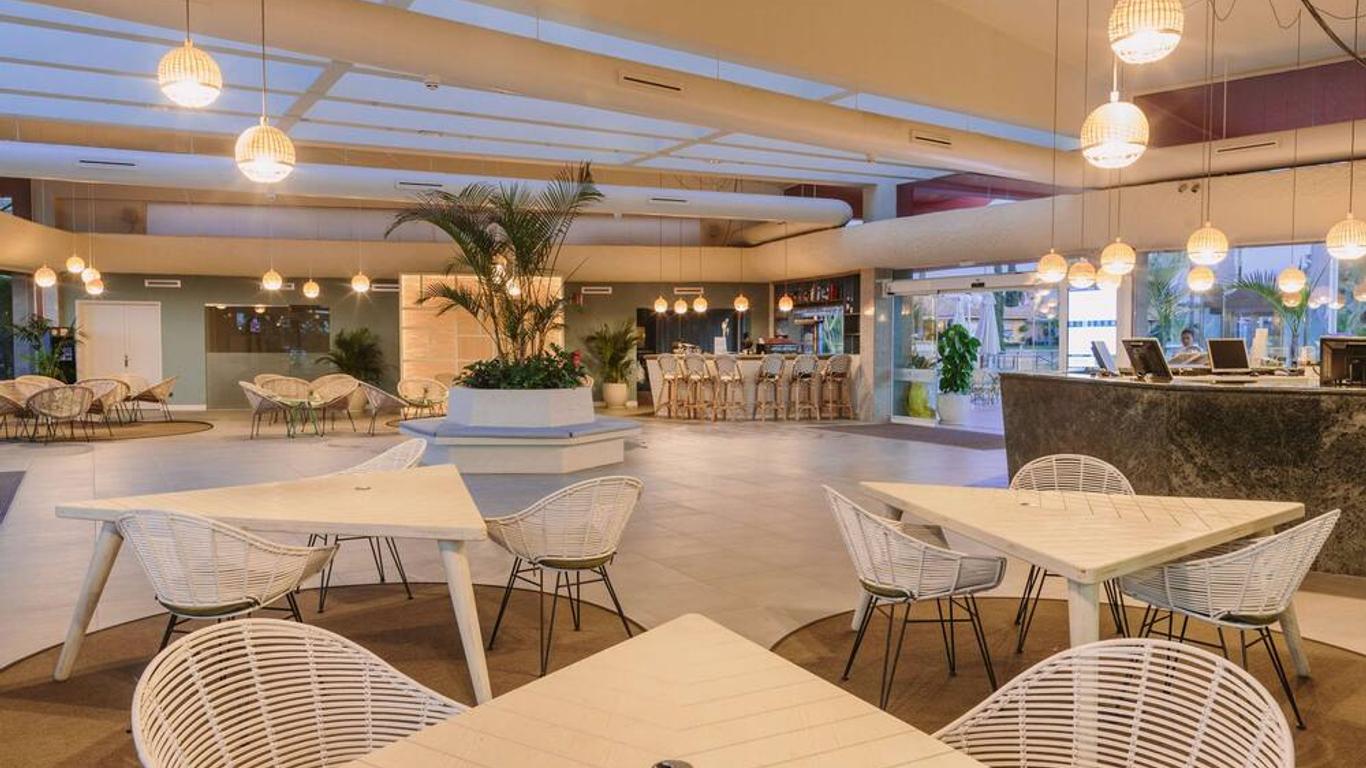 Suites & Villas by Dunas