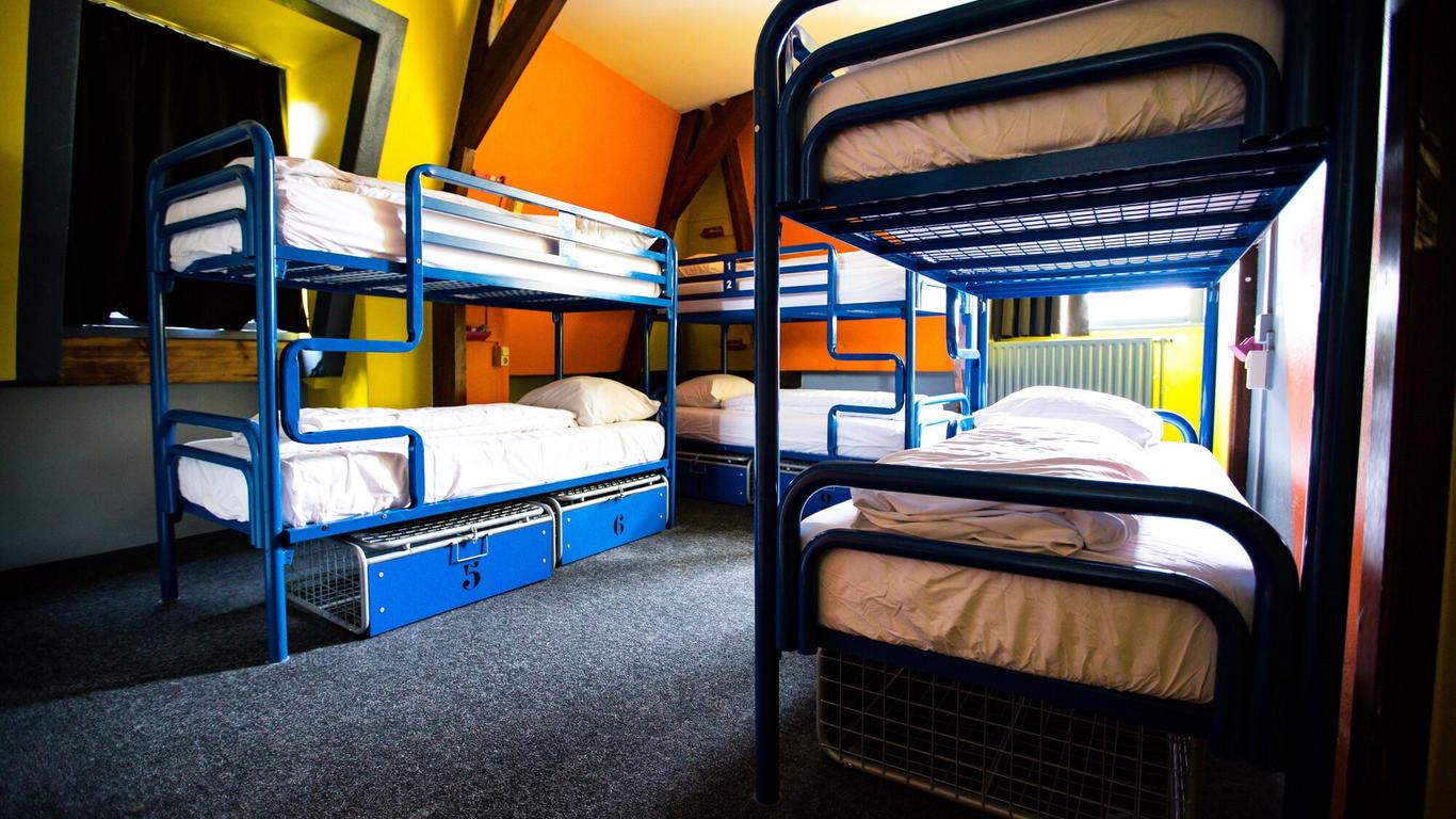 ذا فلاينج بيج داون تاون يوث هوستل