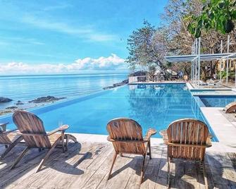 La Luz Beach Resort - Ciudad de Batangas - Piscina