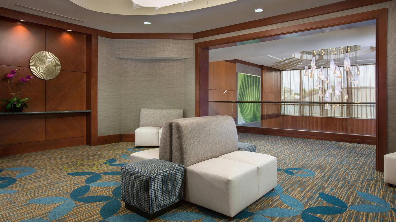 Courtyard by Marriott Fort Lauderdale Beach