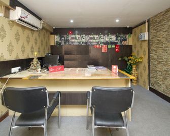 Oyo 460 Hotel Ivory Residency - Kolkata - Front desk