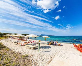 Hotel L'Esagono - San Teodoro - Beach