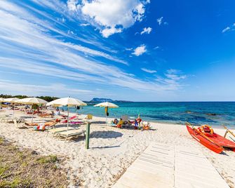 Hotel L'Esagono - San Teodoro - Spiaggia