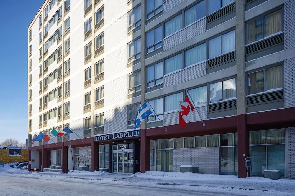 Hotel Les Suites Labelle