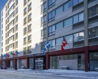 Hotel Les Suites Labelle - Montreal - Building