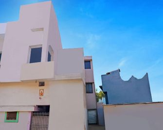 Hotel O Star Inn - Raipur - Budova