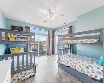 OC/Fenwick Island Townhouse with Pool! - Ocean City - Sypialnia