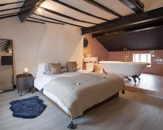 Unique Romantic Getaway - Poulton-le-Fylde - Bedroom