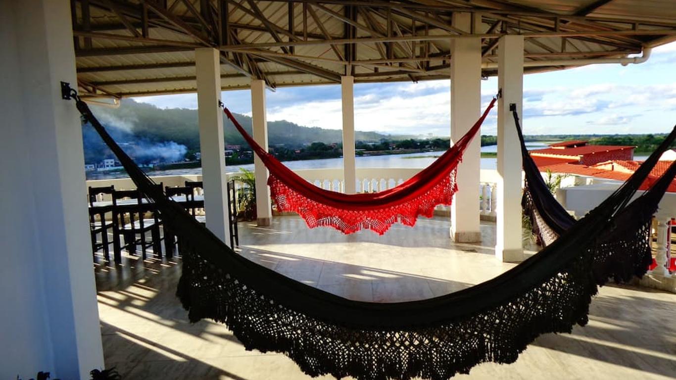 Hotel Pampa & Selva