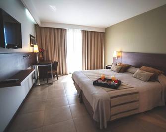 Hotel Estilo Mb - Villa Carlos Paz - Phòng ngủ