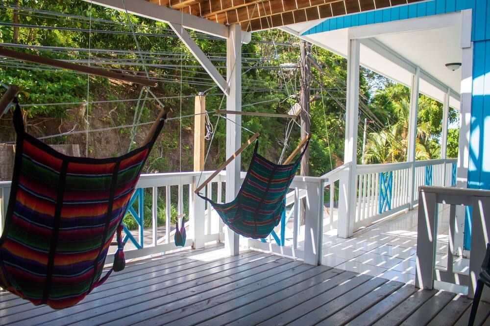 Near the beach family - West End - Balkon