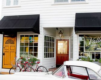 A Handsome Newly Remodeled Vintage Inspired Apartment In Downtown Newberg, Or - Newberg - Budova