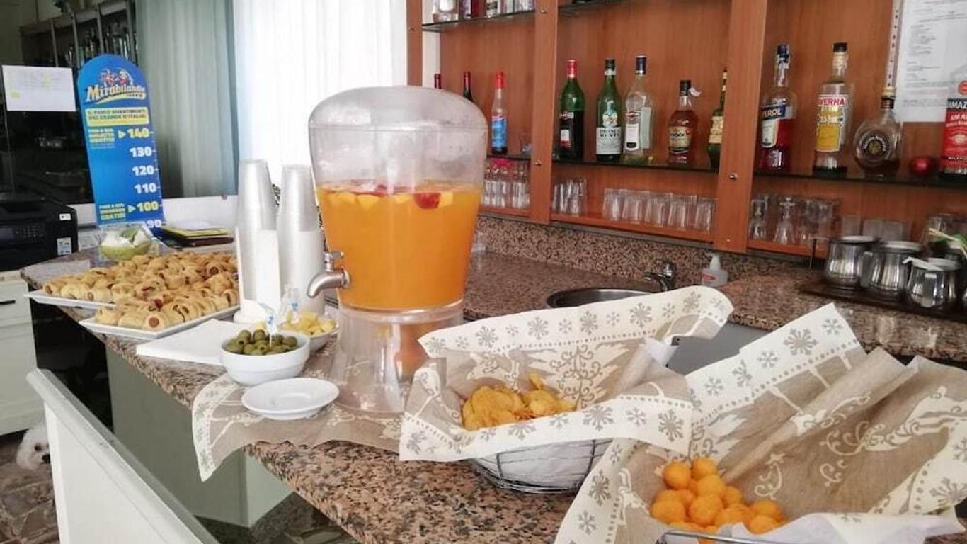 金星酒店 - 里米尼