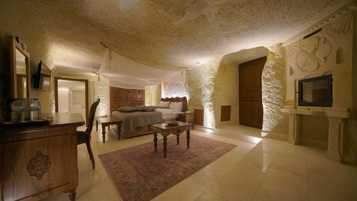 Fairyland Cave Hotel