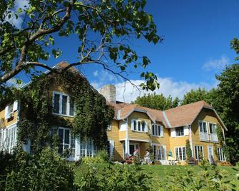 Auberge sur la Côte - La Malbaie - Κτίριο