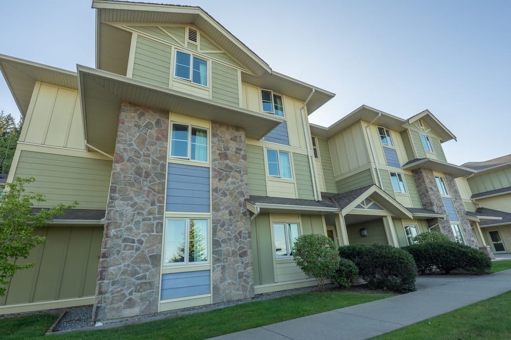 Vancouver Island University Residences - Nanaimo - Building