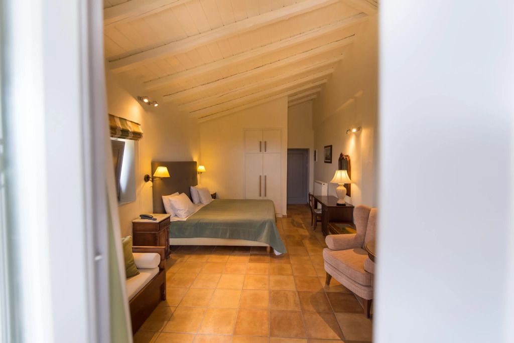 كاسترو مايني