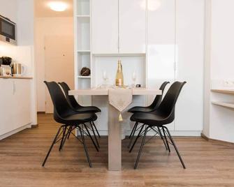 Schoenbrunn Design By Welcome2vienna - Wien - Spisesal