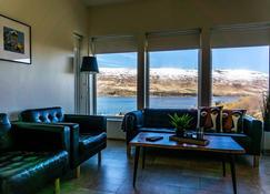 Saeluhus Apartments & Houses - Akureyri - Sala de estar