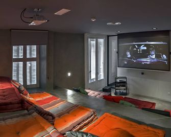 Safestay Madrid Central - Madrid - Sala de estar