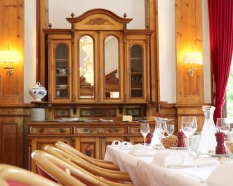 Hotel Schweizerhof Sta Maria - Val Müstair - Restaurante