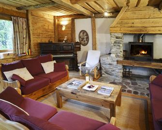 300 sq.m chalet for 15 people, 5 bedrooms/bathrooms, near La-Plagne Montalbert. - Aime-la-Plagne - Salon