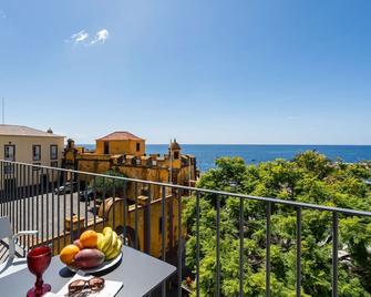 Fort of Old Town Apartments by OurMadeira - Funchal - Balcony