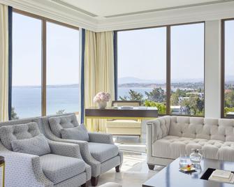 Pomegranate Wellness Spa Hotel - Nea Poteidaia - Huiskamer