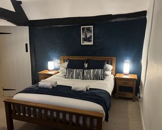 Little Priory Cottage - Burford - Bedroom