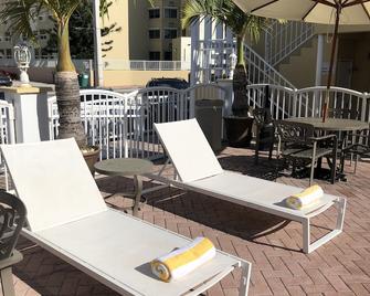 Beach Place Hotel - Miami Beach - Binnenhof