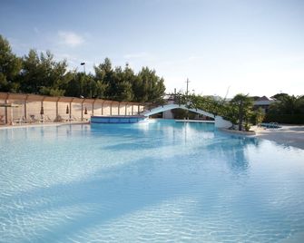 Oasiclub Hotel - Vieste - Pool