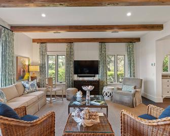 Riverfront 3 Bd, 4 Bath, Renov. Sea Island Home, 2 Blks to Cloister, Beach Club - Sea Island
