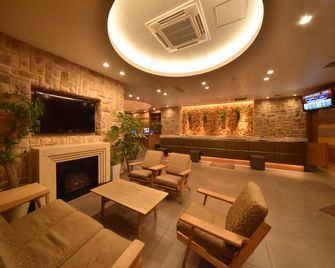 Dormy Inn Premium Sapporo - Sapporo - Σαλόνι