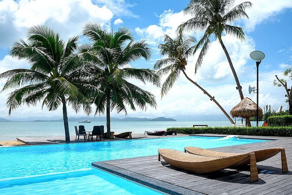 ذا بلو سكاي ريزورت كوه بايام