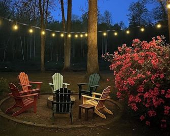 Dock To Do Little waterfront home w/dock, covered boat slip, & firepit - Scottsboro - Binnenhof