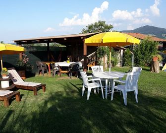 'Casale Mansano' Nature And Relaxation In The Hills. - Ponte dell'Olio - Patio