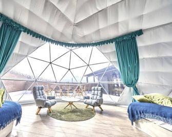 Vision Glamping Resort & Spa Yamanakako - Yamanakako - Salon