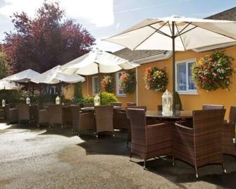 Hamlet Court Hotel - Enfield - Patio