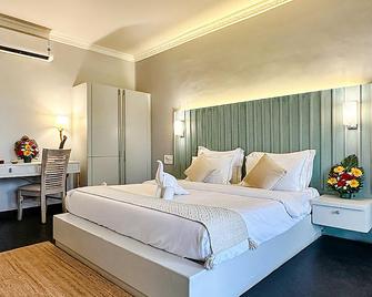 Fabhotel Prime Bt Wellness With Pool - Pernem - Bedroom