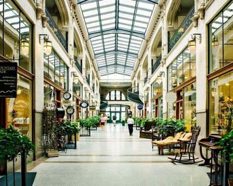 Haywood Park Hotel, an Ascend Collection Hotel - אשוויל - לובי