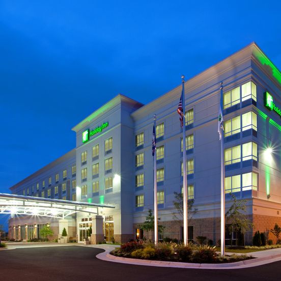 Building view of Holiday Inn Winchester Se-Historic Gateway