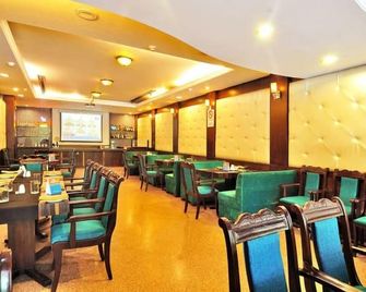 Hotel Orange 35 - Chandigarh - Restaurant