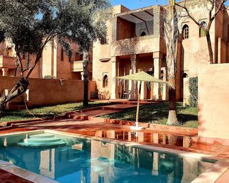 La Maison des Oliviers - Marrakech - Zwembad