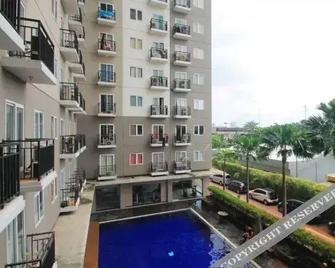 The Hostel Mediapura at Sunter Parkview Apartment - Jakarta - Building