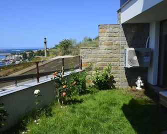 Villa Victoria, with amazing sea view - Sozopol - Balcony