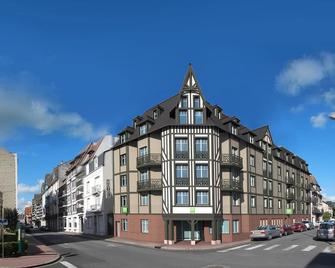 إيبيس ستيل دوفيل سانتر - دوفيل - مبنى