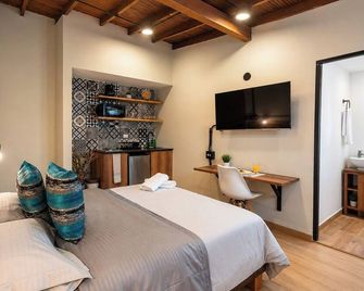 Alojamiento en Parques del Río, Medellín - NID104 By Roots Rentals - Medellín