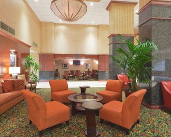 Holiday Inn Sacramento Downtown - Arena By IHG - סקרמנטו - לובי