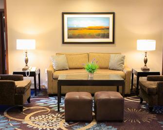 Staybridge Suites Silicon Valley-Milpitas - Milpitas - Living room