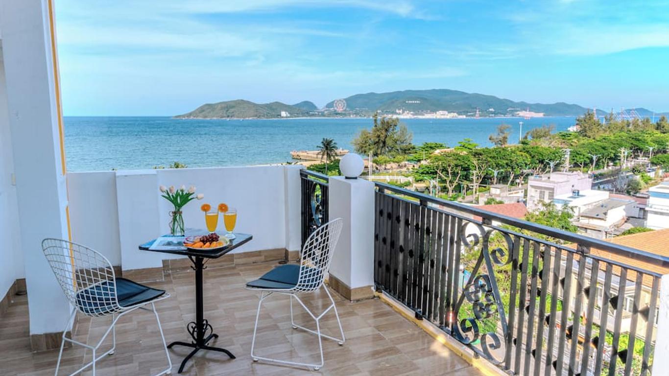 Melyna Hotel Nha Trang Beach